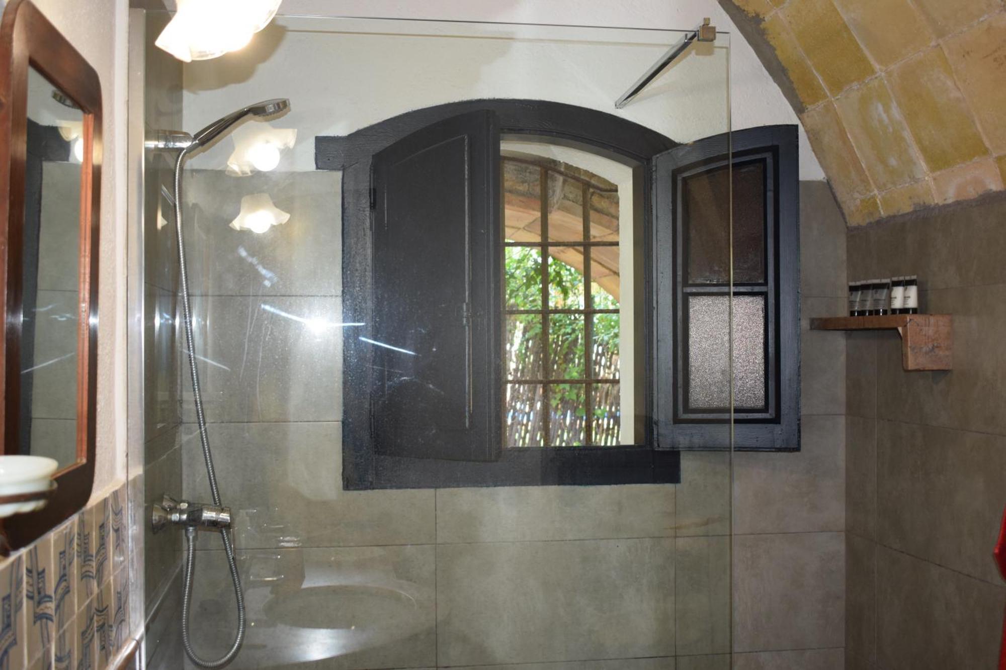 L'Ancora De Bara Hotel Roda de Bera Phòng bức ảnh